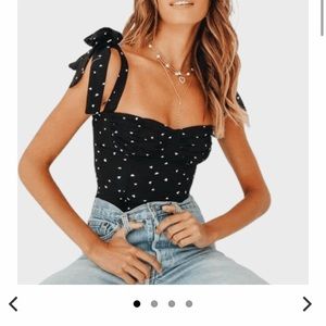 THE KYLIE TOP- WIARA CLOTHING